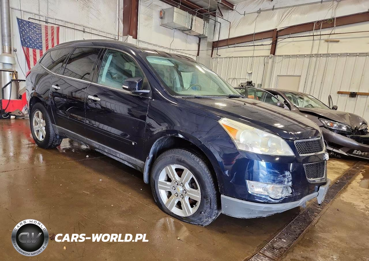 2010 Chevrolet Traverse Lt VIN:1GNLRFED3AS111401 - 4