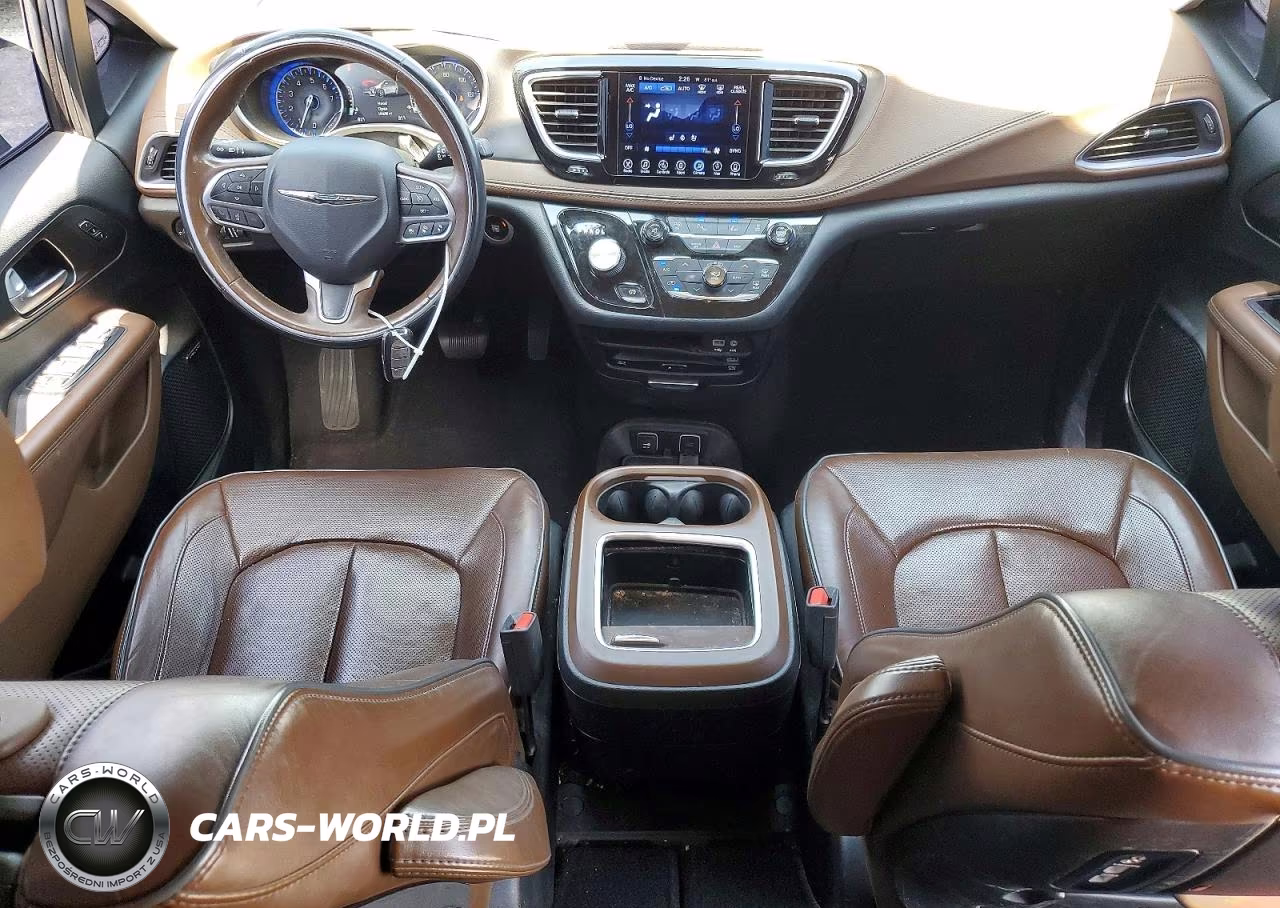 2017 Chrysler Pacifica Limited VIN:2C4RC1GG0HR545155 - 8