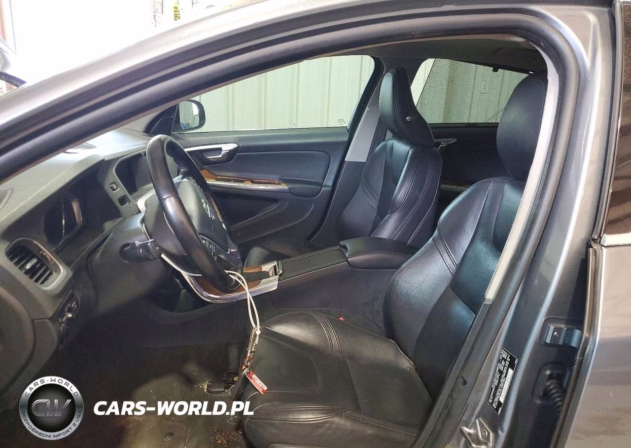 2016 Volvo S60 Platinum VIN:LYV402FM0GB097043 - 7
