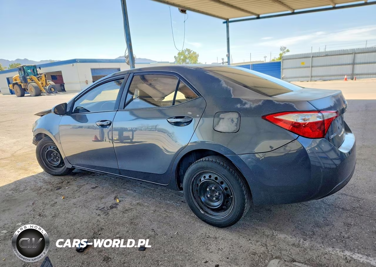 2015 Toyota Corolla Le VIN:5YFBURHE3FP334572 - 2