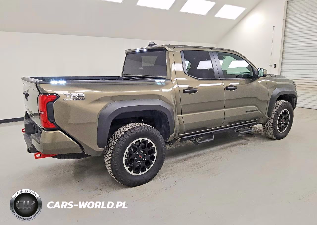 2025 Toyota Tacoma Trd Off-Road Hv VIN:3TYLC5LN1ST033134 - 3