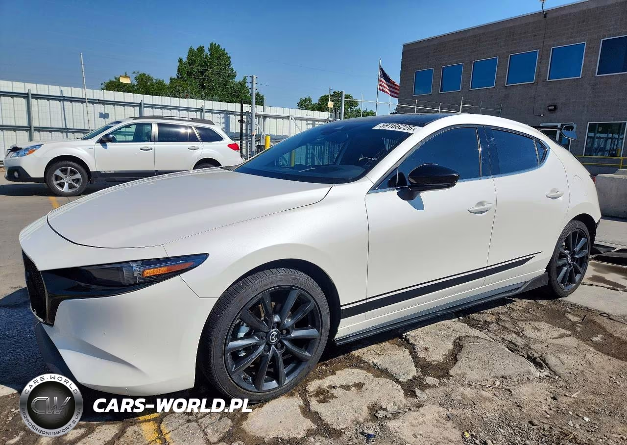 2023 Mazda 3 – zdjęcie 1 z 13