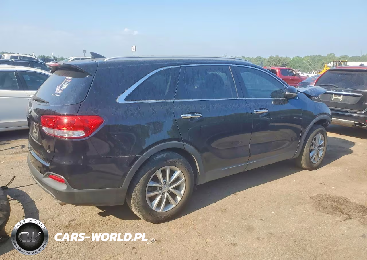 2018 Kia Sorento Lx VIN:5XYPG4A38JG357531 - 3