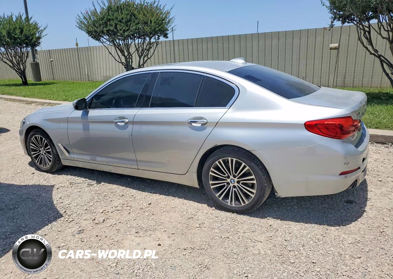 2017 BMW 530 Xi VIN:WBAJA7C39HG905868 - 2