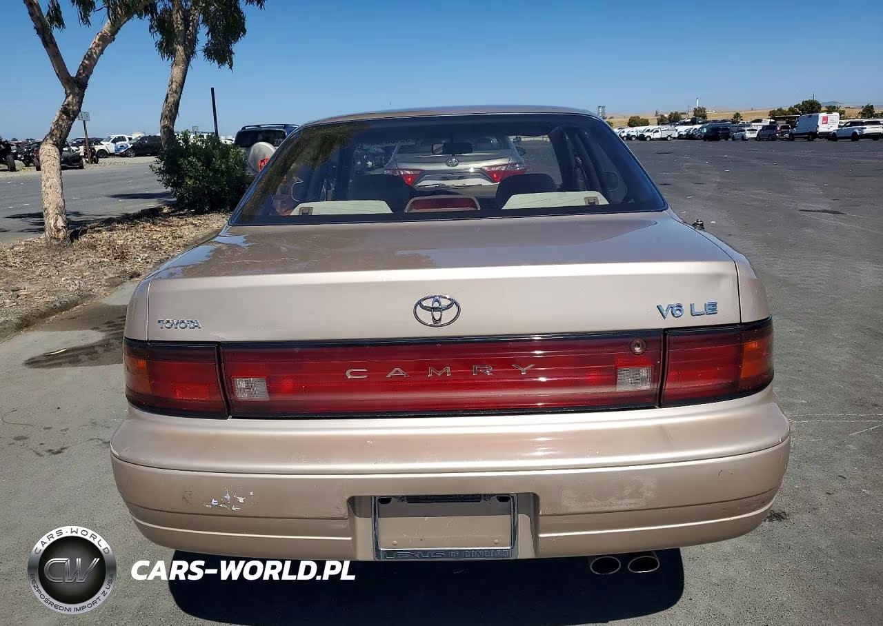 1993 Toyota Camry Le VIN:JT2VK12E8P0216910 - 6