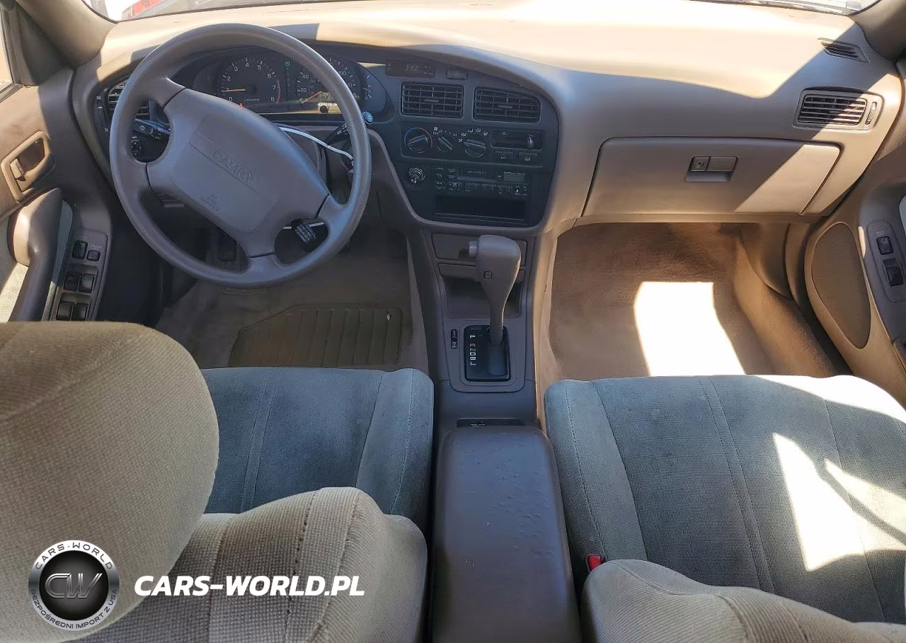 1993 Toyota Camry Le VIN:JT2VK12E8P0216910 - 8