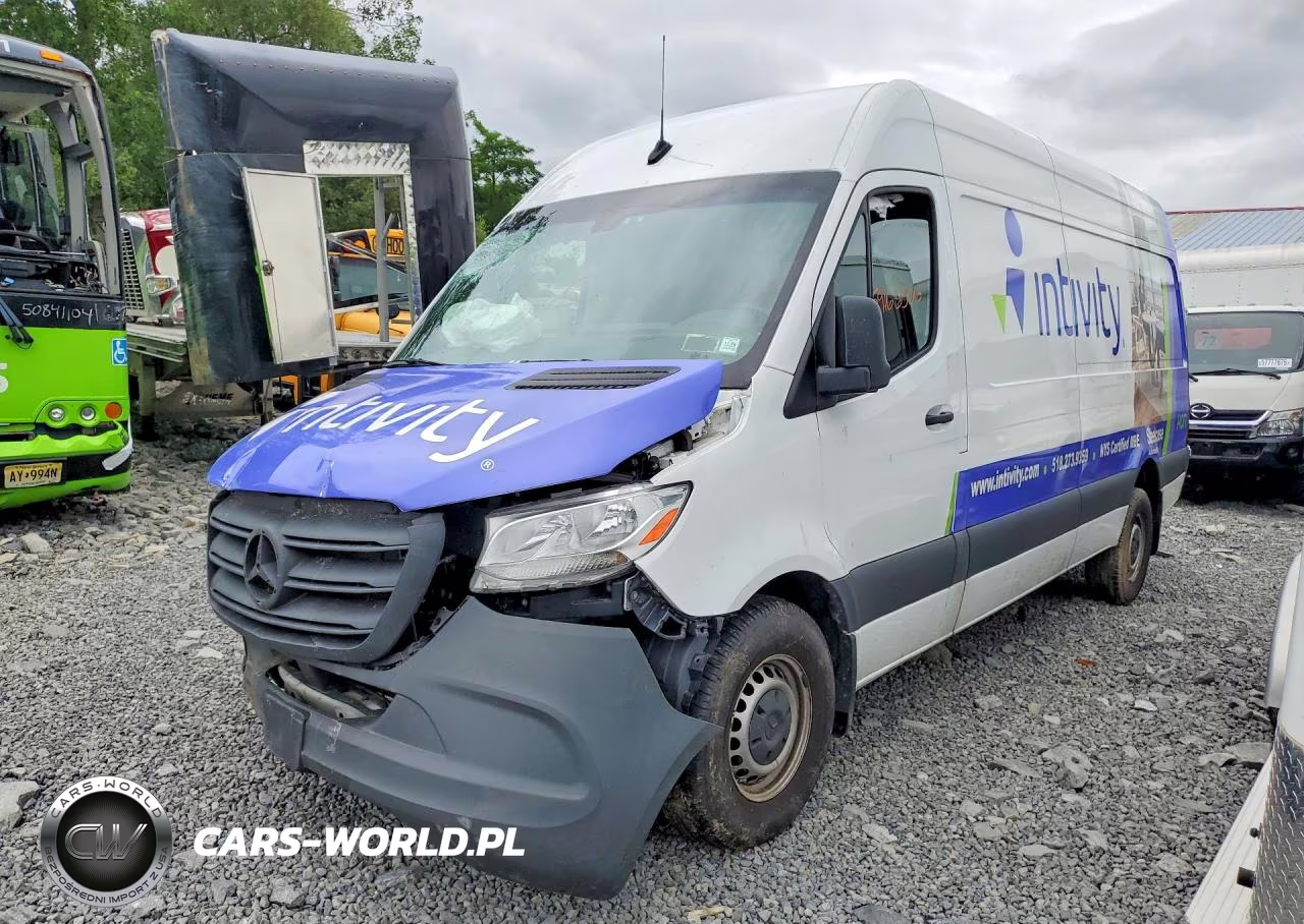 2023 Mercedes-Benz Sprinter 2500 – zdjęcie 1 z 13