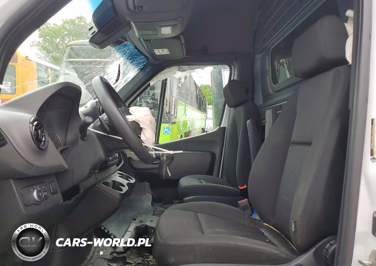 2023 Mercedes-Benz Sprinter 2500 VIN:W1Y4NCHY6PT123594 - 7