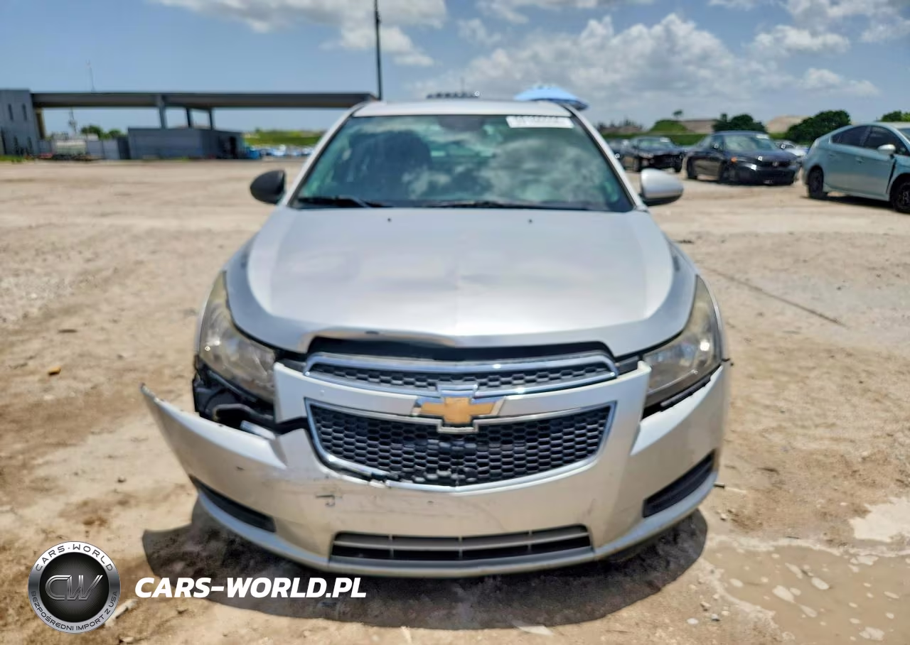 2014 Chevrolet Cruze Lt VIN:1G1PC5SB8E7486677 - 5