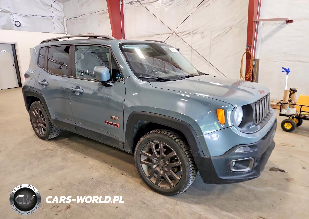2016 Jeep Renegade Latitude VIN:ZACCJBBT8GPD87964 - 4