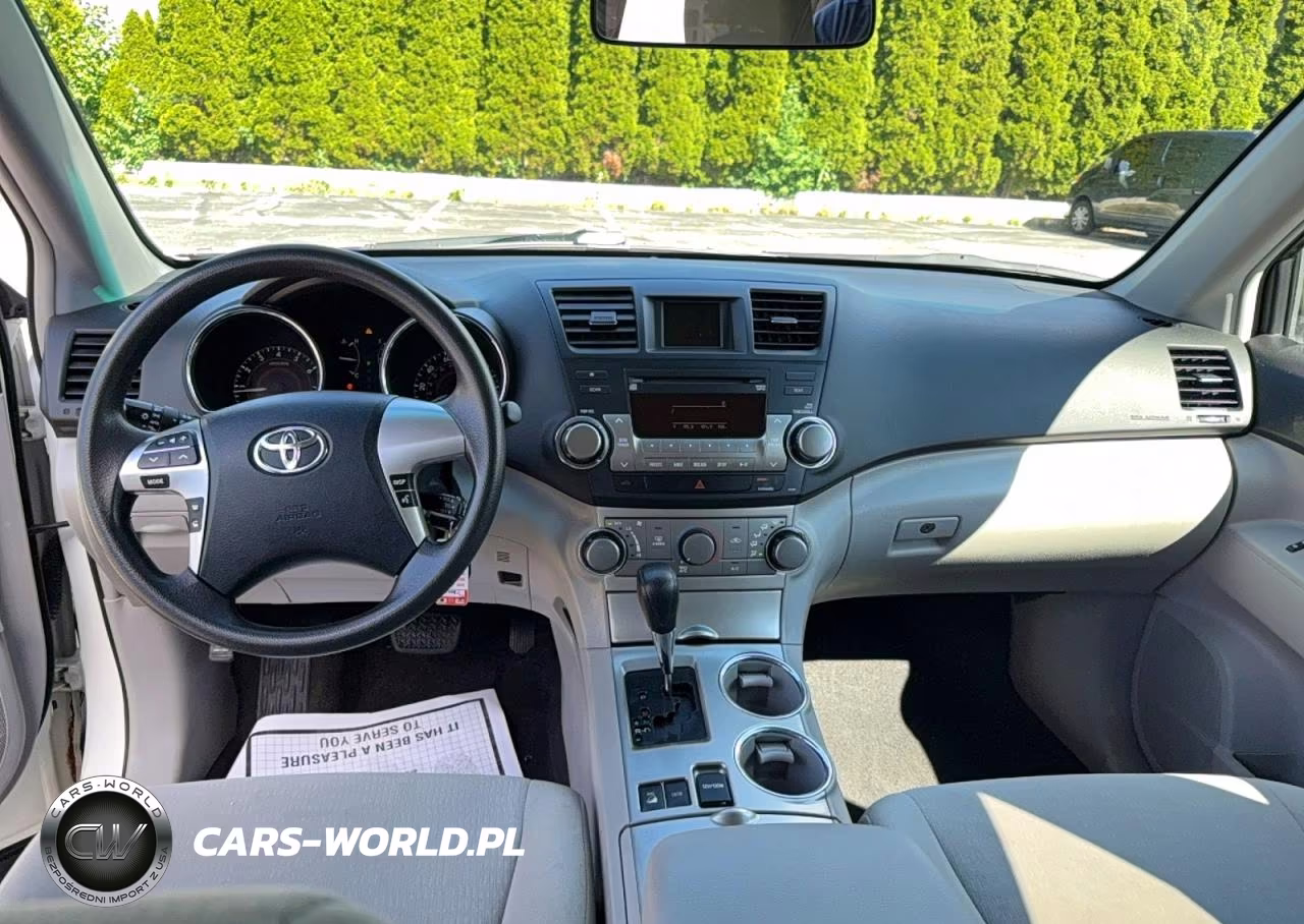 2011 Toyota Highlander Base VIN:5TDBK3EH6BS057645 - 9