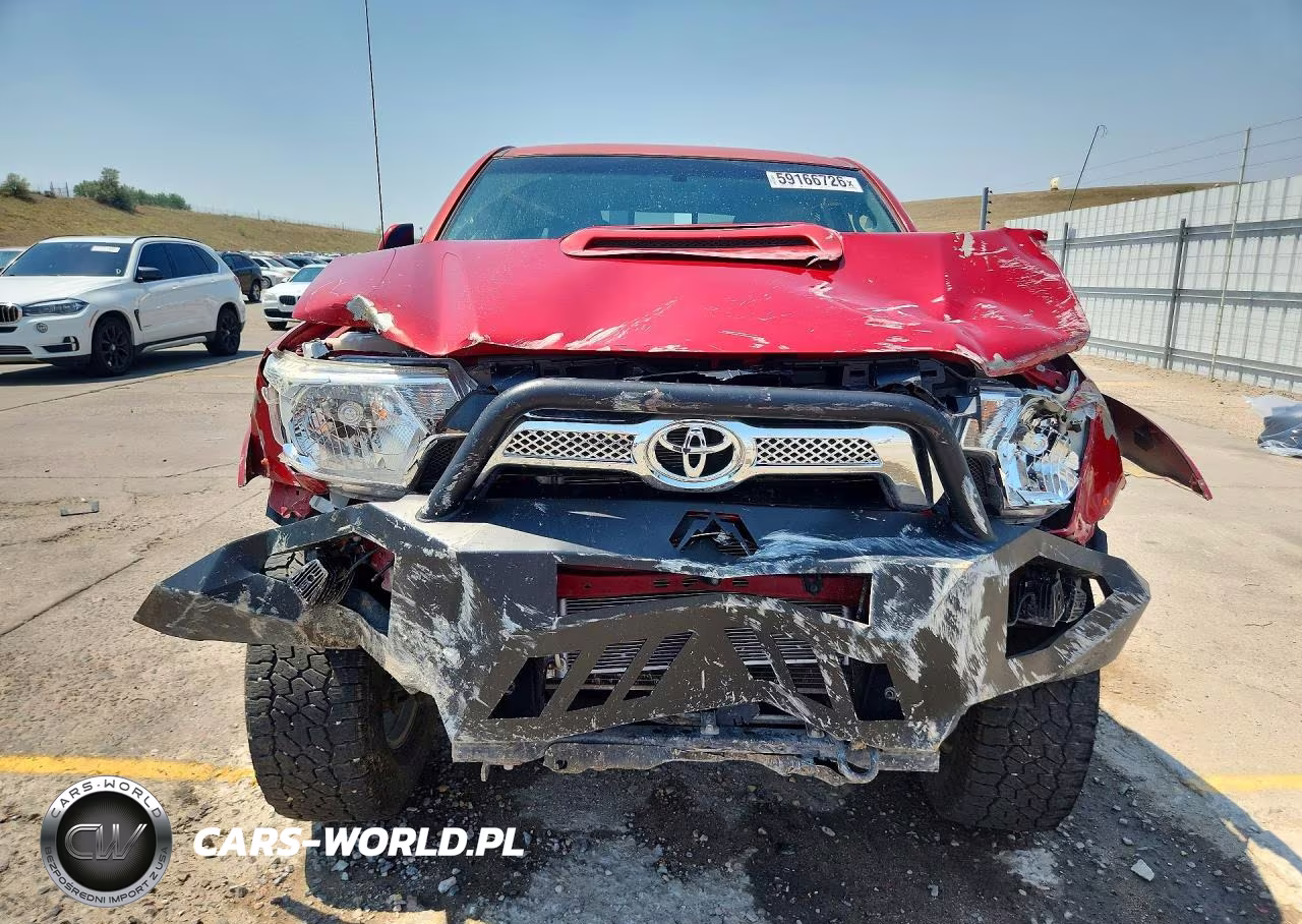 2015 Toyota Tacoma V6 VIN:3TMLU4EN3FM179346 - 5