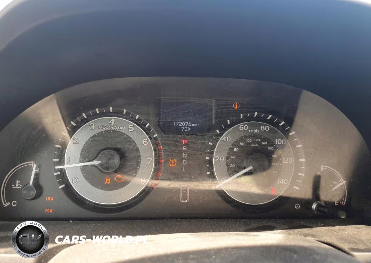 2017 Honda Odyssey Touring VIN:5FNRL5H98HB004115 - 9