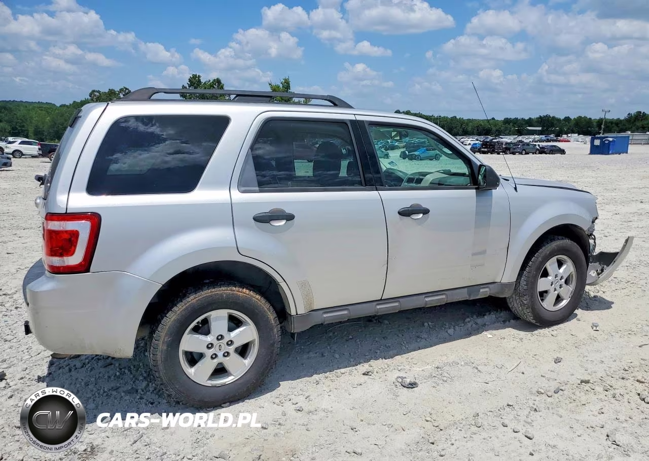 2009 Ford Escape Xlt VIN:1FMCU03GX9KB01490 - 3