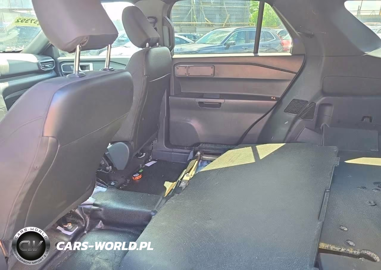 2022 Ford Explorer Police Interceptor VIN:1FM5K8AB9NGA27397 - 10