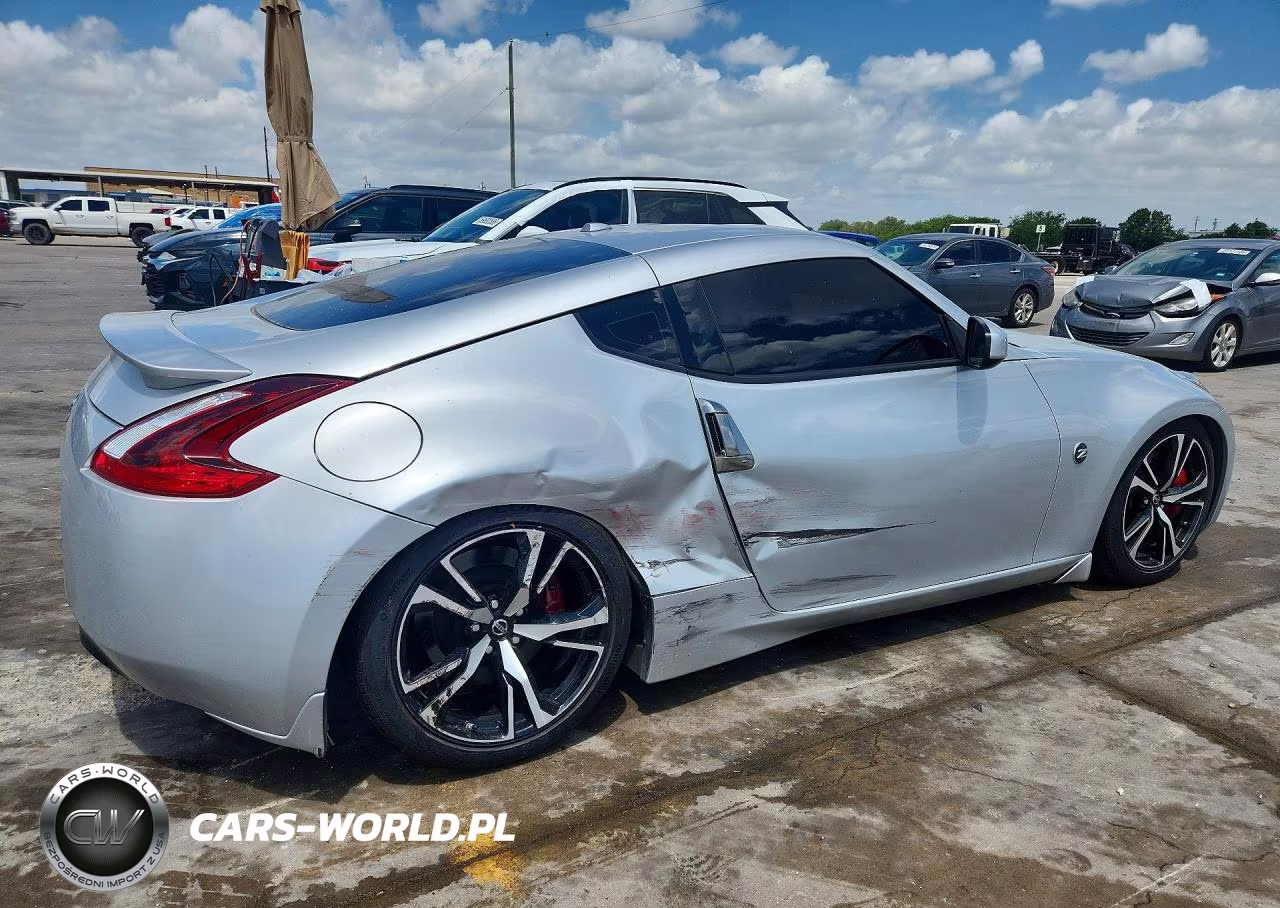 2019 Nissan 370Z Sport Touring VIN:JN1AZ4EHXKM420654 - 3