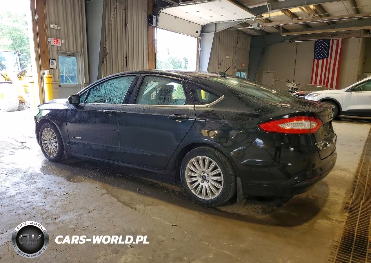 2015 Ford Fusion Se Hybrid VIN:3FA6P0LU6FR247882 - 2