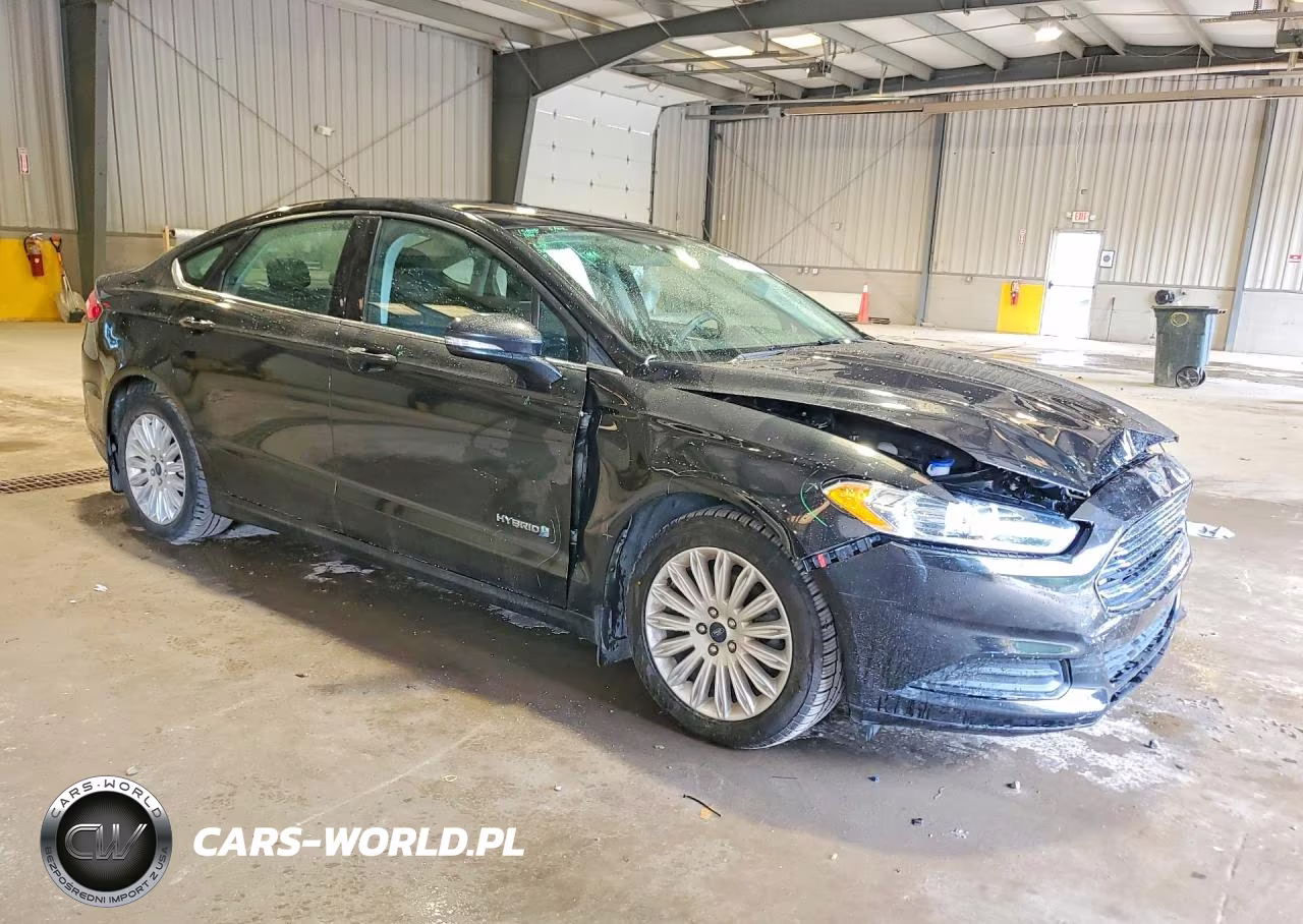 2015 Ford Fusion Se Hybrid VIN:3FA6P0LU6FR247882 - 4