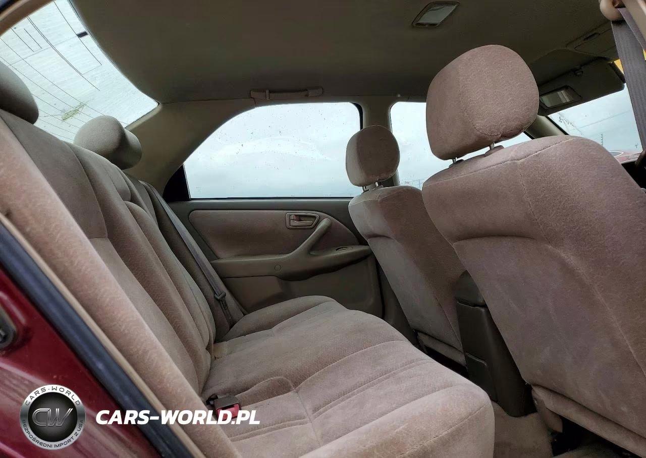 1998 Toyota Camry Le VIN:4T1BG22K3WU828359 - 10