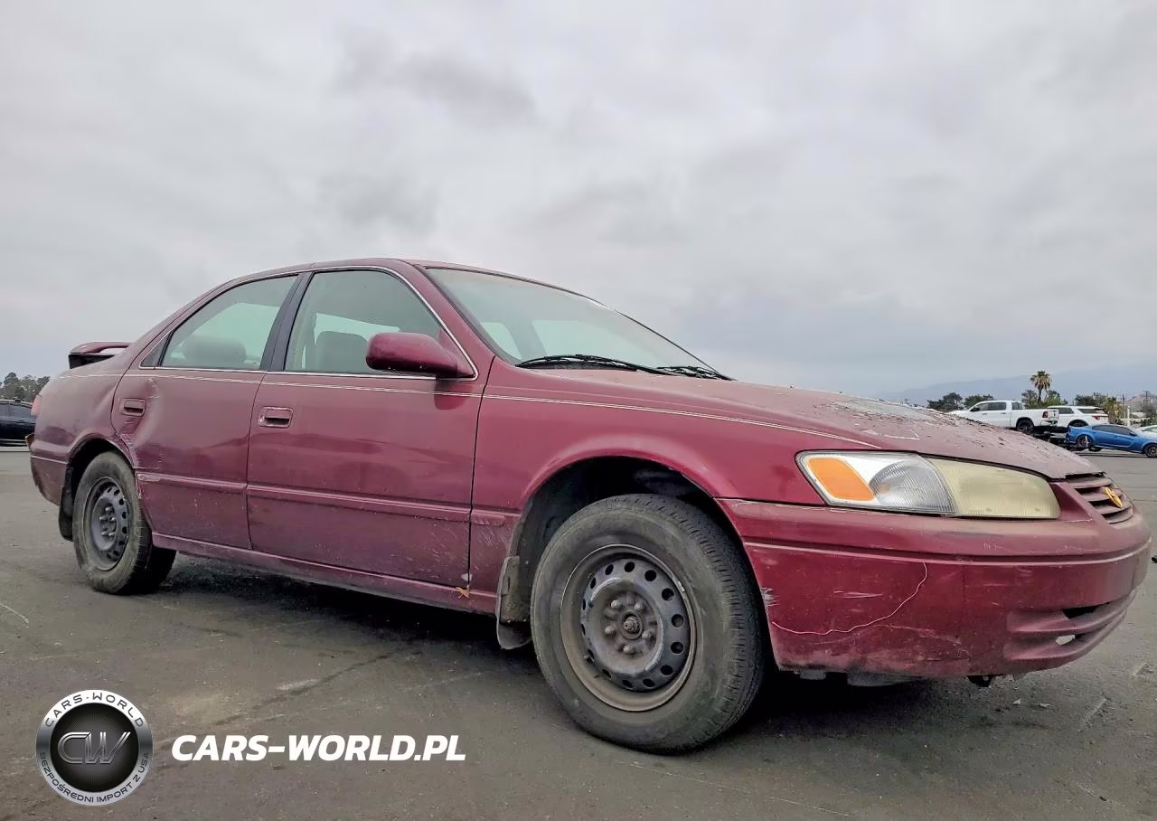 1998 Toyota Camry Le VIN:4T1BG22K3WU828359 - 4