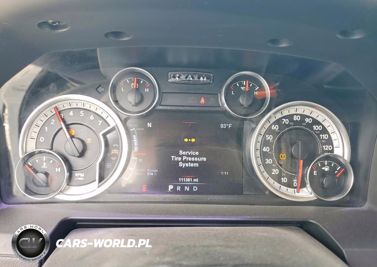 2017 Ram 1500 Sport VIN:1C6RR7MT0HS565902 - 9