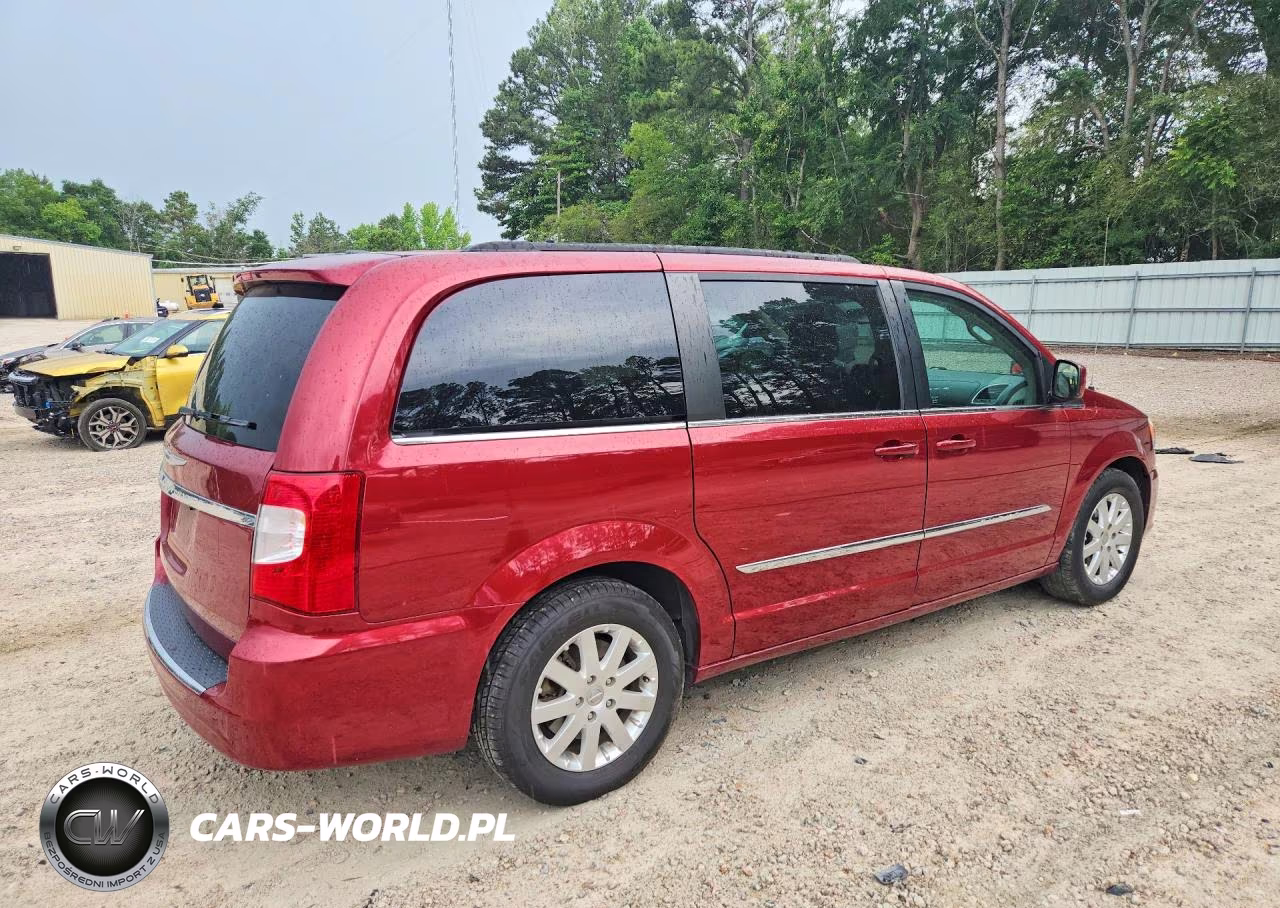 2015 Chrysler Town & Country Touring VIN:2C4RC1BG6FR696263 - 3