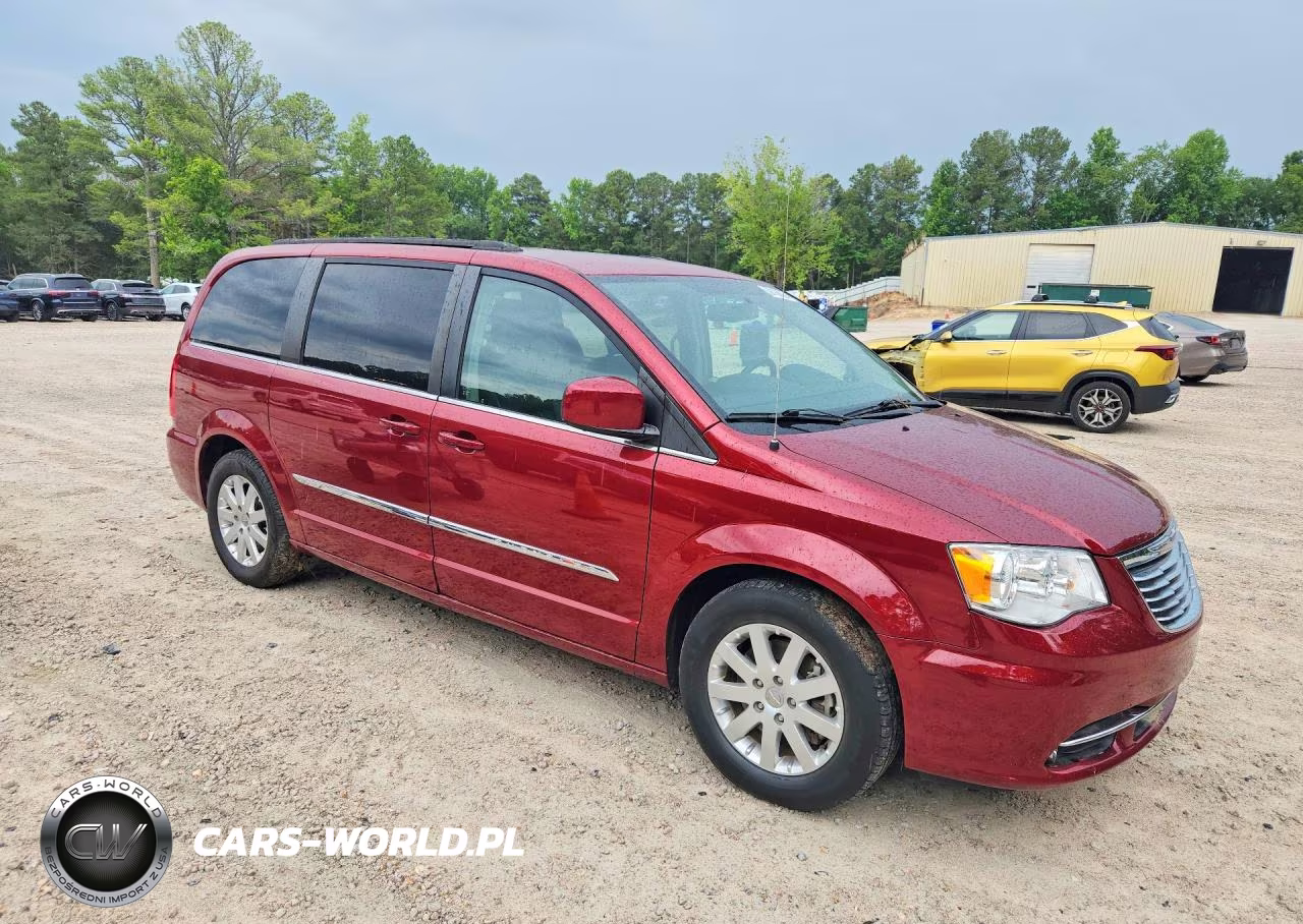 2015 Chrysler Town & Country Touring VIN:2C4RC1BG6FR696263 - 4