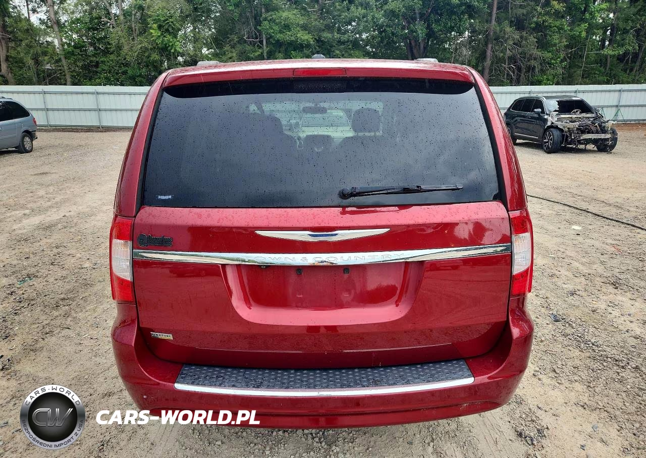 2015 Chrysler Town & Country Touring VIN:2C4RC1BG6FR696263 - 6