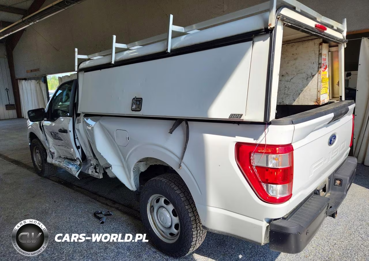 2022 Ford F150 VIN:1FTMF1CP1NKE03379 - 2