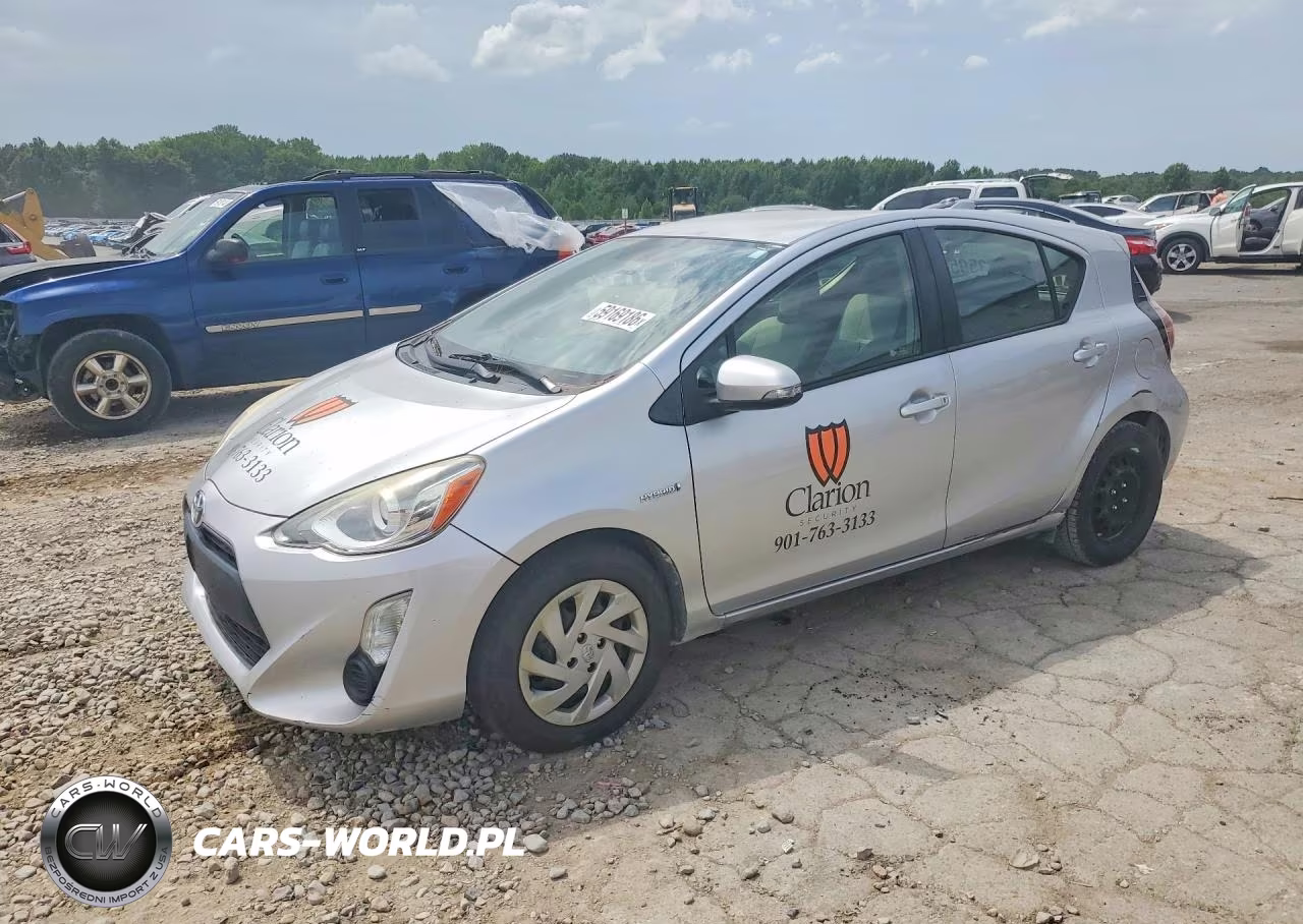 2015 Toyota Prius C One