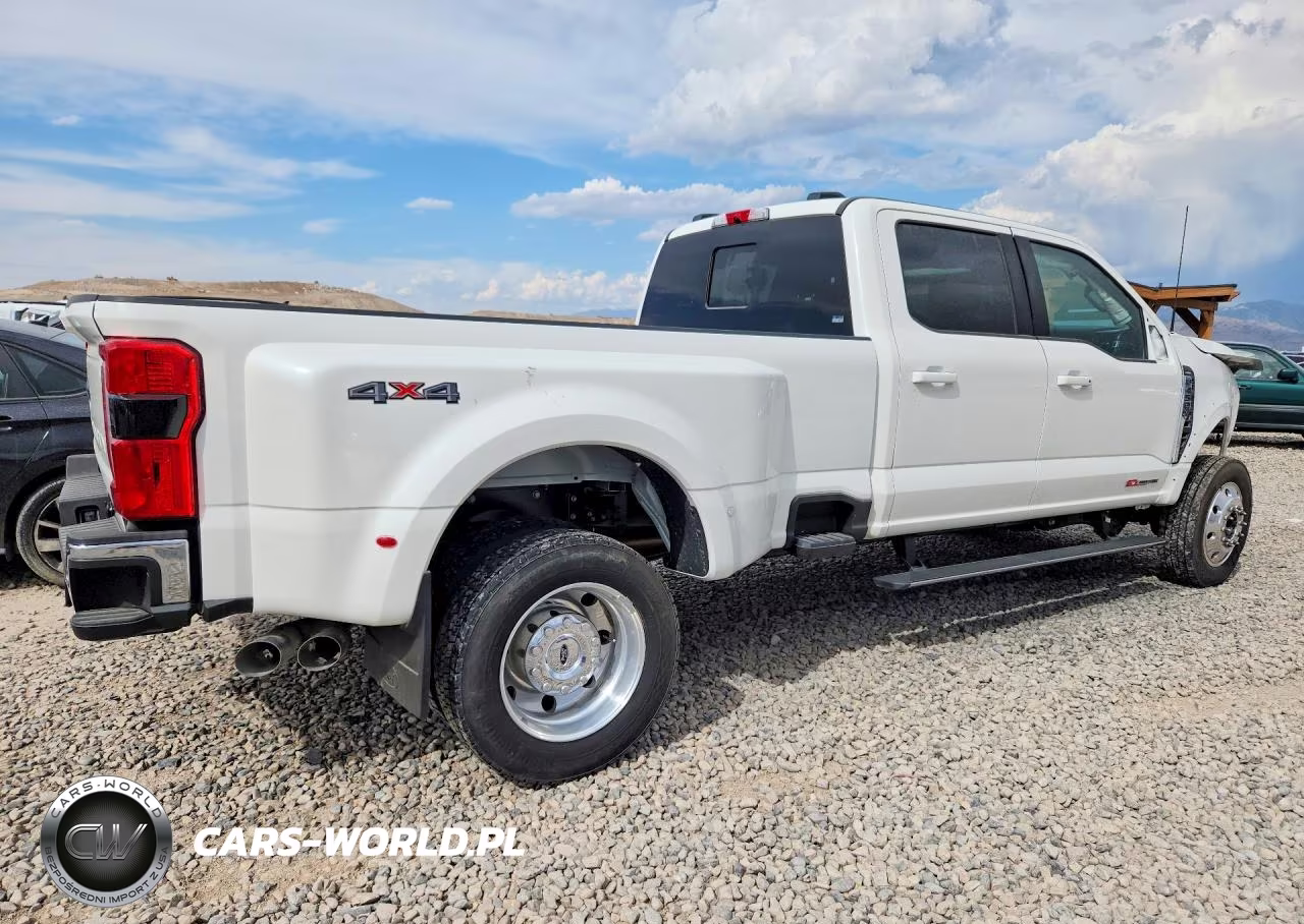 2026 Ford F450 Super Duty VIN:1FT8W4DM6TED70902 - 3