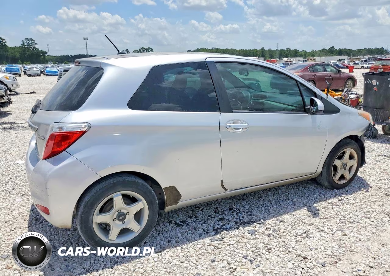 2012 Toyota Yaris 3-Door L VIN:JTDJTUD34CD511358 - 3