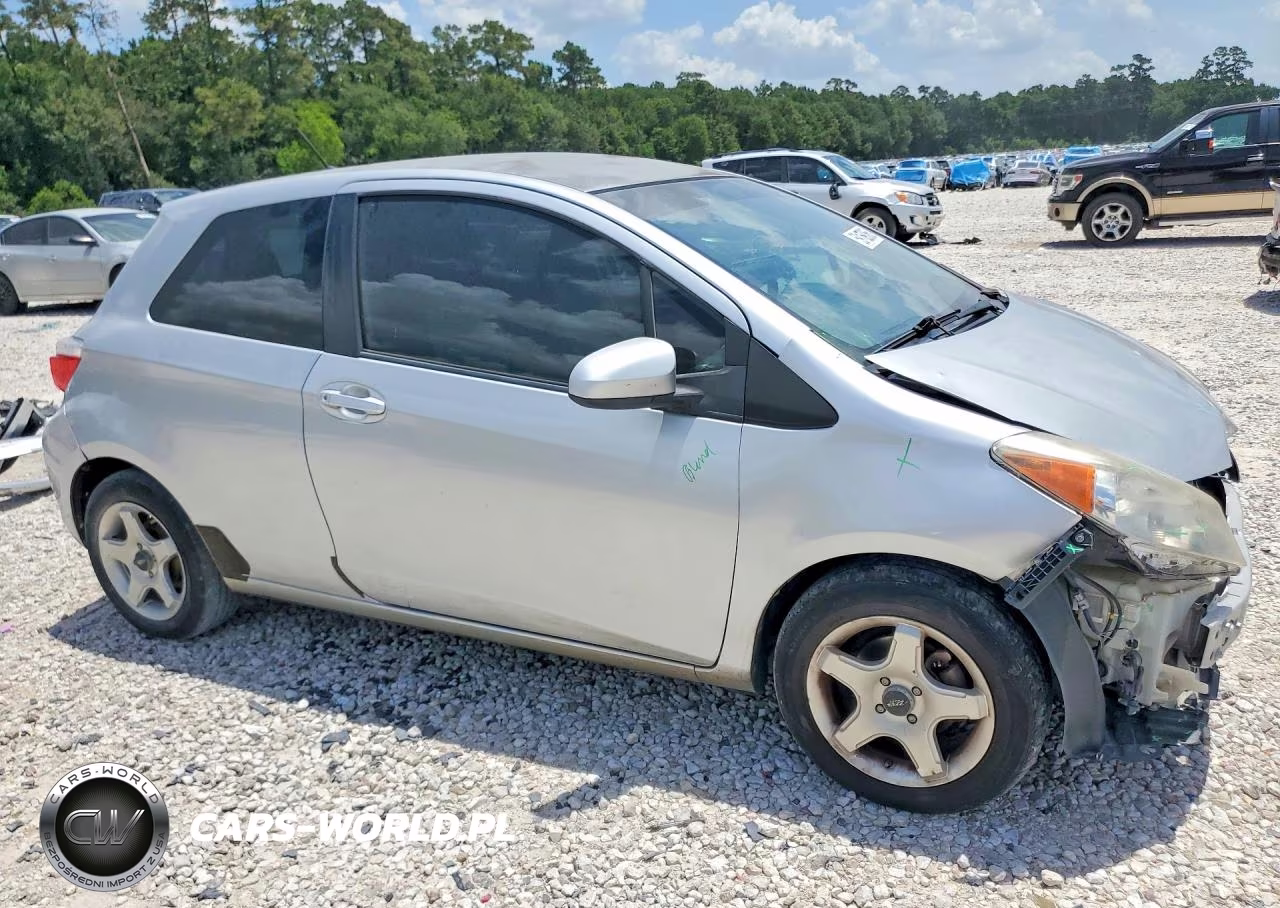 2012 Toyota Yaris 3-Door L VIN:JTDJTUD34CD511358 - 4
