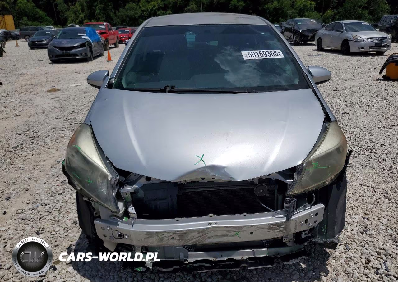2012 Toyota Yaris 3-Door L VIN:JTDJTUD34CD511358 - 5