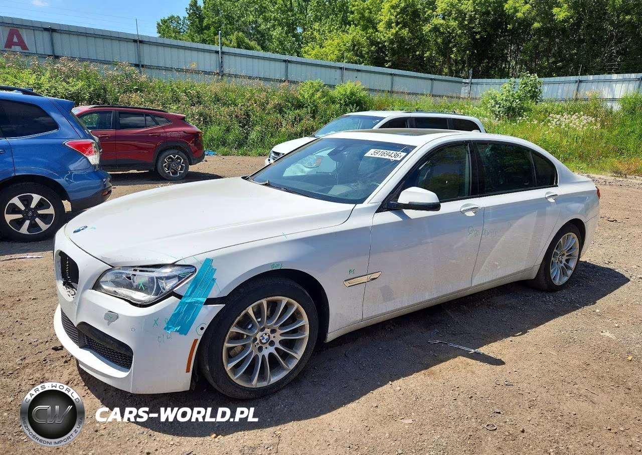 2015 BMW 750 Lxi