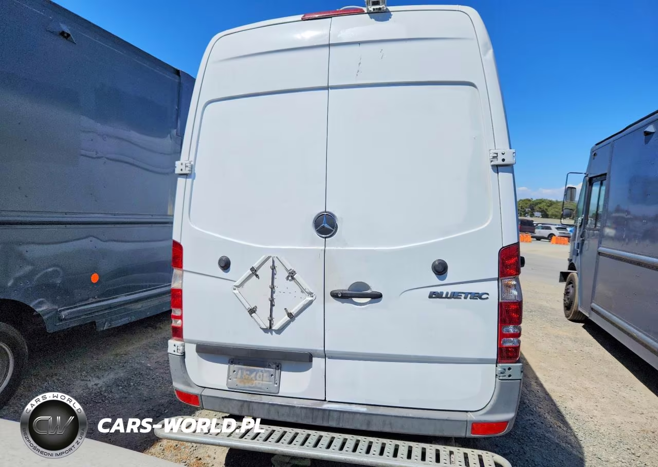 2012 Mercedes-Benz Sprinter 2500 Delivery Van VIN:WD3PE8CB4C5693961 - 6