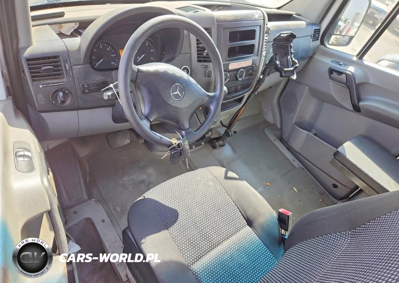 2012 Mercedes-Benz Sprinter 2500 Delivery Van VIN:WD3PE8CB4C5693961 - 8