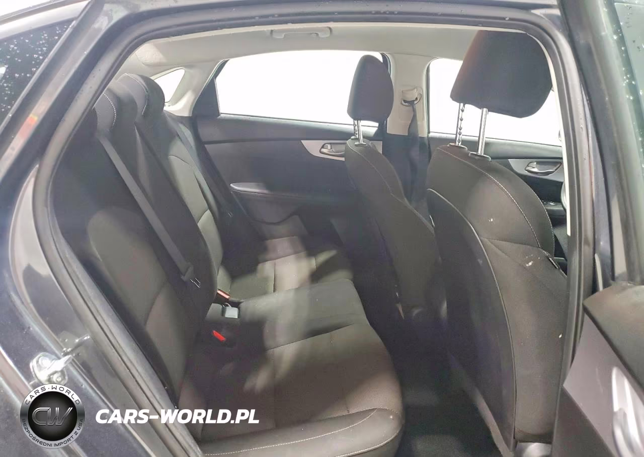 2023 Kia Forte Lxs VIN:3KPF24AD4PE643711 - 10