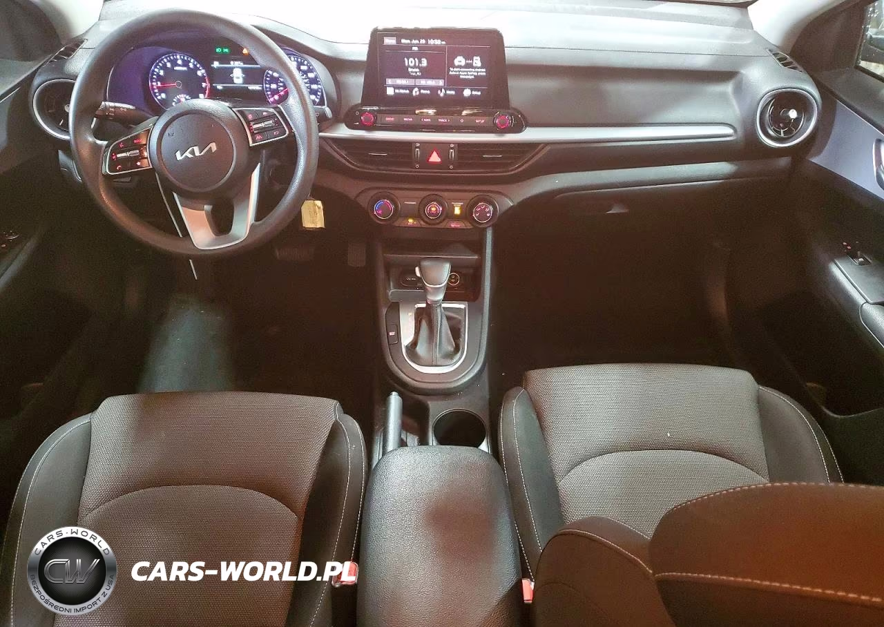 2023 Kia Forte Lxs VIN:3KPF24AD4PE643711 - 8