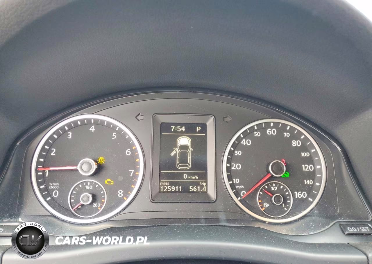 2012 Volkswagen Tiguan S VIN:WVGBV7AX9CW560708 - 9