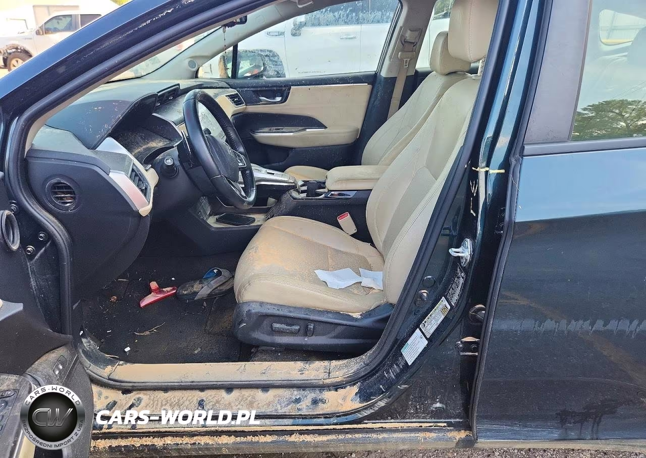 2018 Honda Clarity Touring VIN:JHMZC5F38JC008066 - 12