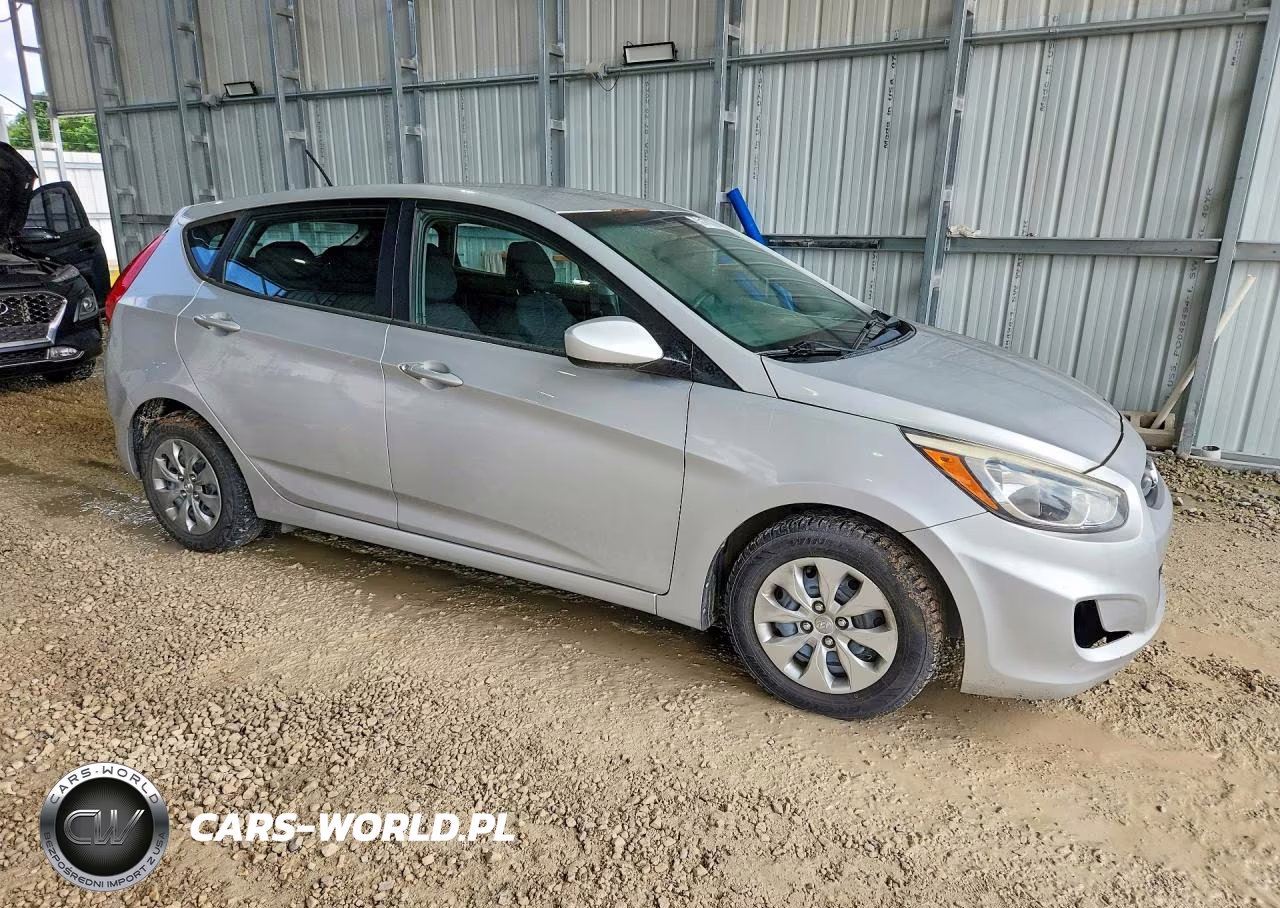 2015 Hyundai Accent Gs VIN:KMHCT5AE5FU219495 - 4