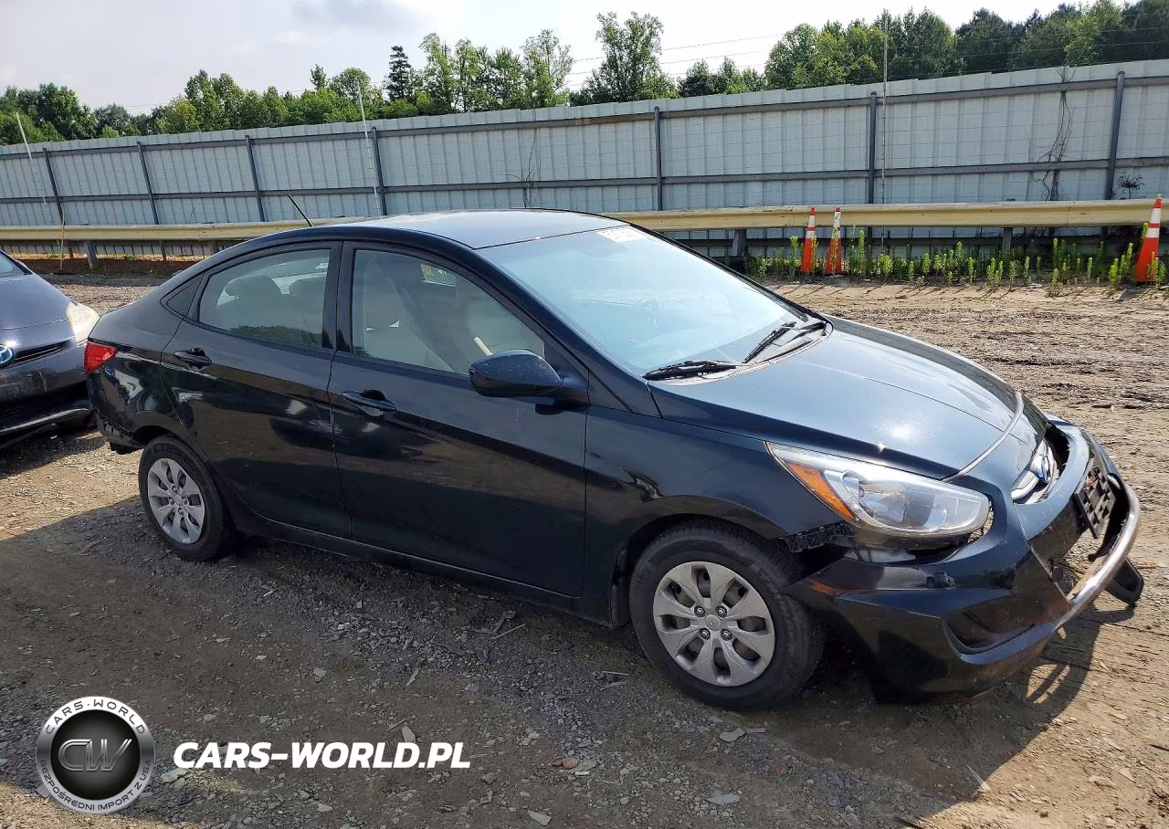 2017 Hyundai Accent Se VIN:KMHCT4AE6HU353767 - 4