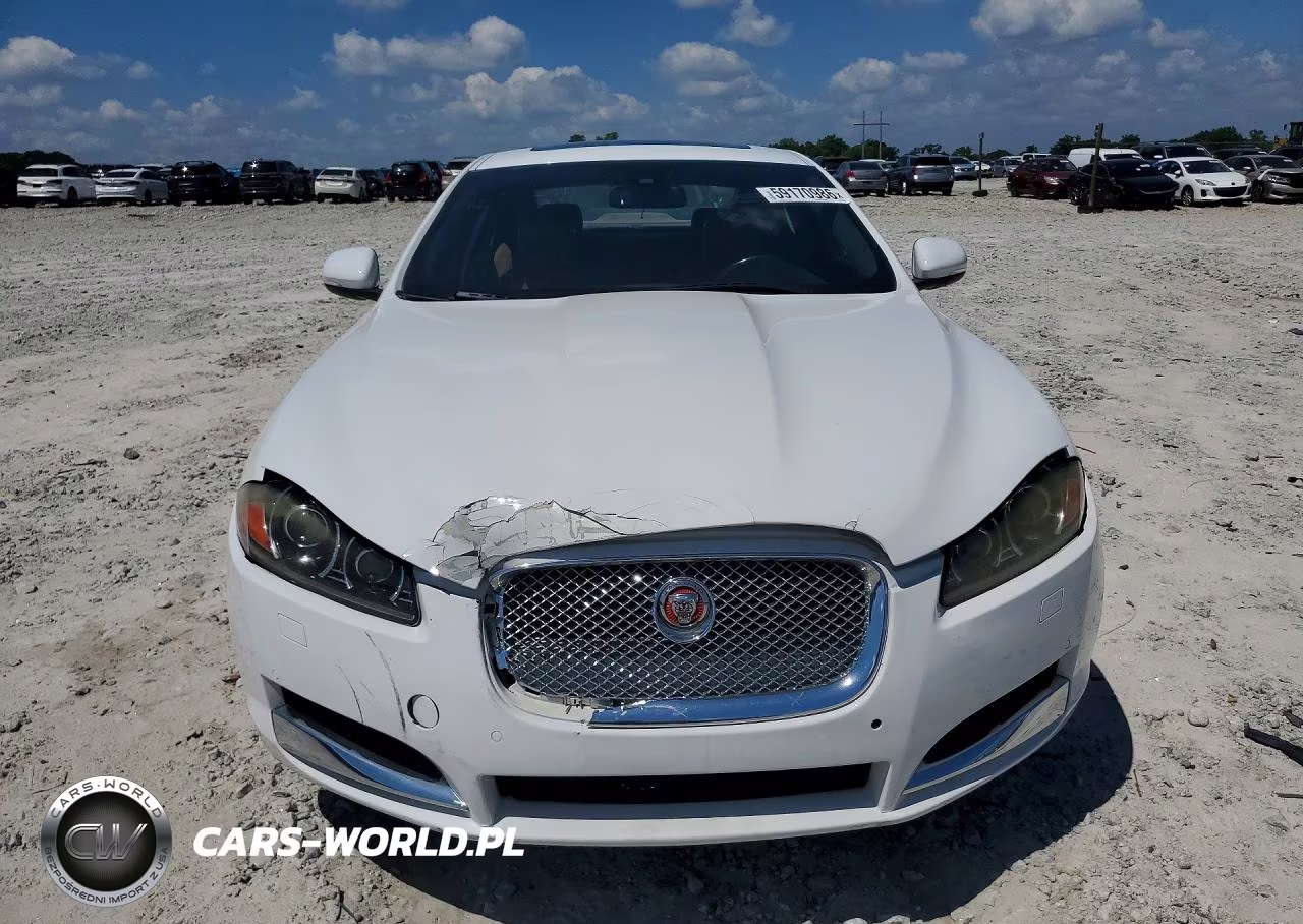 JAGUAR XF VIN:SAJWJ0EF8E8U18305 - 5