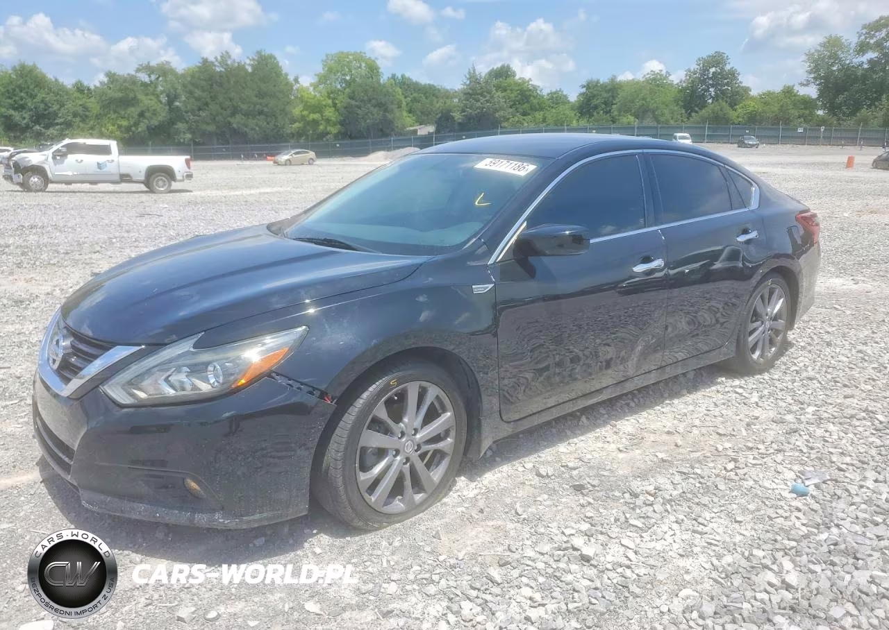 2018 Nissan Altima 2.5 Sr – zdjęcie 1 z 13