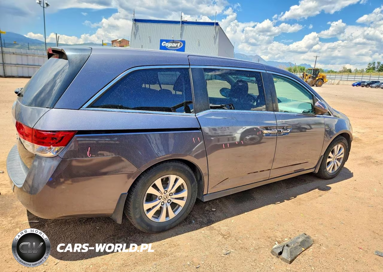 2015 Honda Odyssey Ex VIN:5FNRL5H47FB121556 - 3