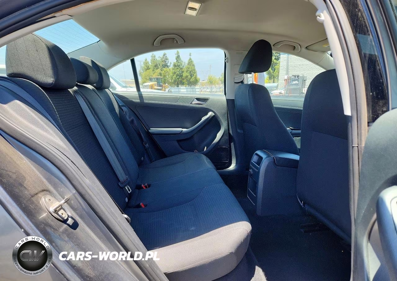 2016 Volkswagen Jetta S VIN:3VW267AJ6GM380814 - 10