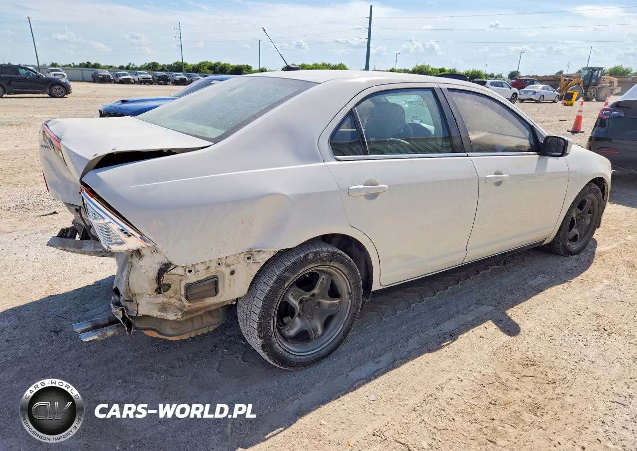 2011 Ford Fusion Se VIN:3FAHP0HA9BR210651 - 3