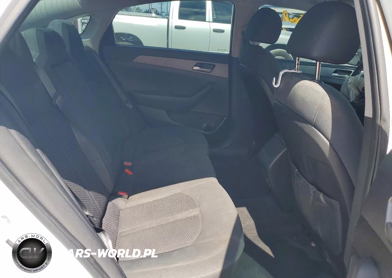 2018 Hyundai Sonata Se VIN:5NPE24AF4JH670701 - 10
