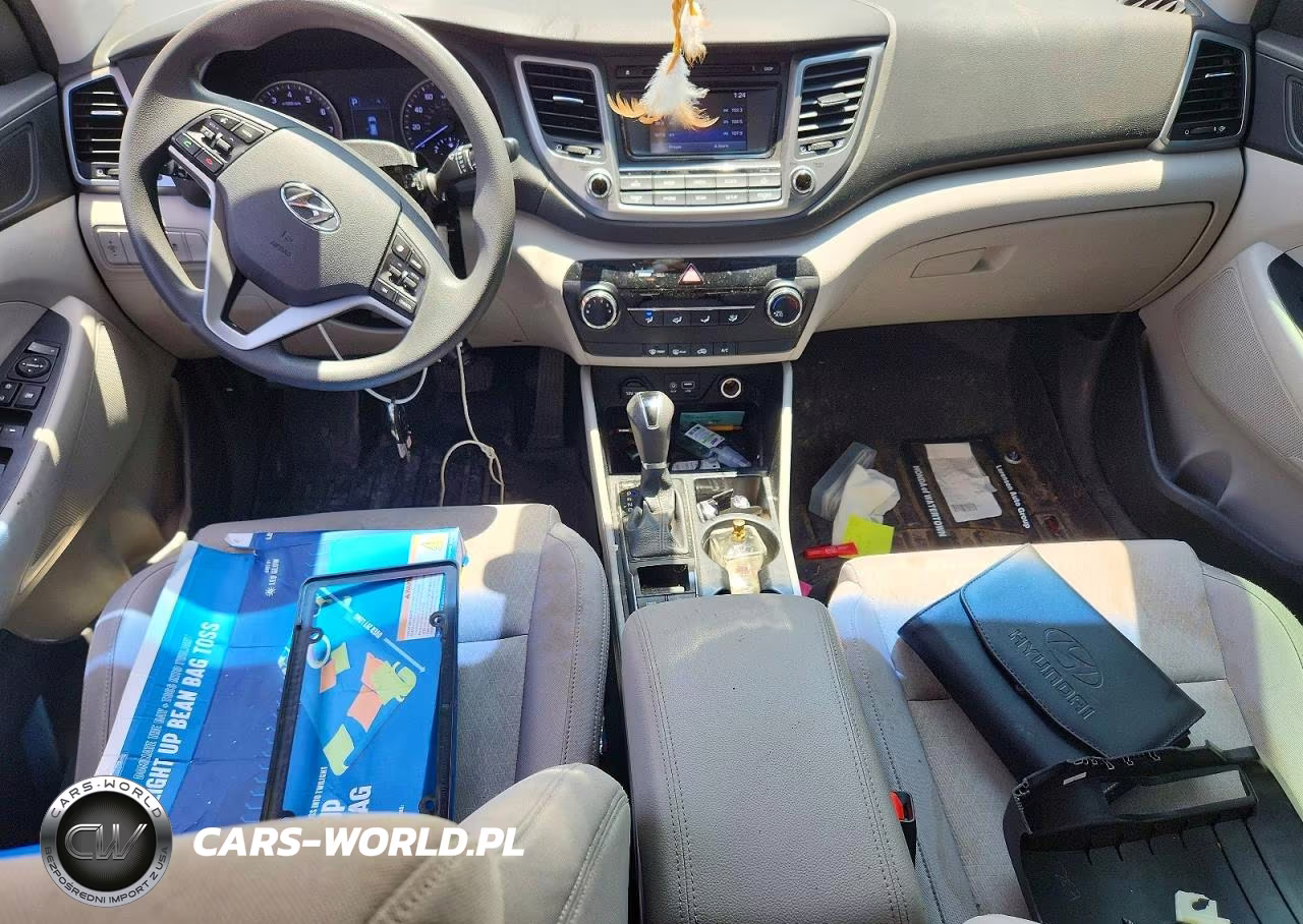 2017 Hyundai Tucson Se VIN:KM8J3CA42HU552453 - 8